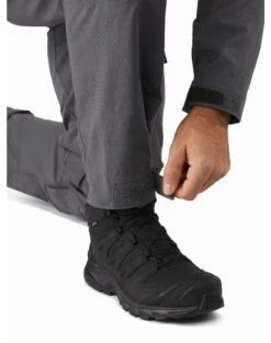 DM Arc'teryx LEAF Assault Pant AR (GEN 2) 30 DM Arc'teryx LEAF Assault Pant AR (GEN 2) -TACDIS Apparel Shop Assault Pant AR Gen 2 Wolf Hem Adjuster 1