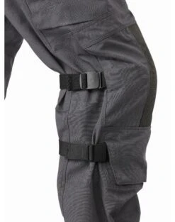 DM Arc'teryx LEAF Assault Pant AR (GEN 2) 29 DM Arc'teryx LEAF Assault Pant AR (GEN 2) -TACDIS Apparel Shop Assault Pant AR Gen 2 Wolf Knee Pad Adjuster 1