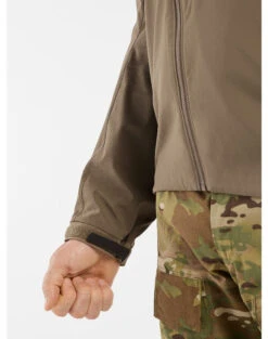 Arc'teryx LEAF Practitioner AR Jacket -TACDIS Apparel Shop F22 X000006205 Practitioner AR Jacket Crocodile Cuff Detail