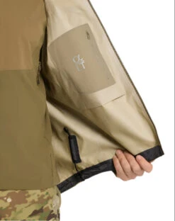 Arc'teryx PRO Alpha Jacket LT (GEN 2.1) - MULTICAM® -TACDIS Apparel Shop F22 X000006476 Alpha LT Jacket Gen 2 MultiCam Multicam Hem Drawcord