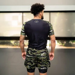 TD X LFW Short Sleeve Rash Guard 25 TD X LFW Short Sleeve Rash Guard -TACDIS Apparel Shop lookforworkxtacdisfightset 27