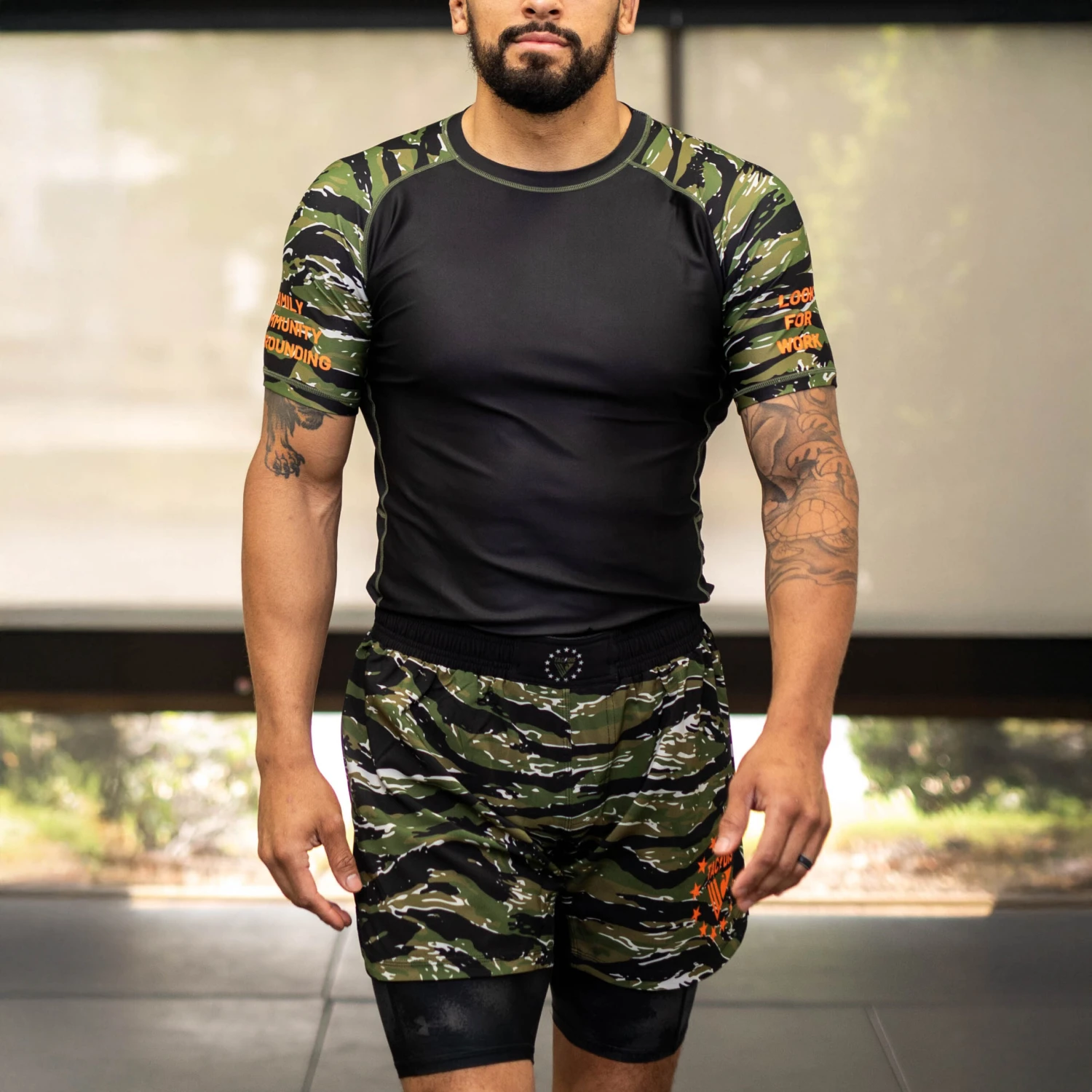 TD X LFW Short Sleeve Rash Guard 14 TD X LFW Short Sleeve Rash Guard - Image 12